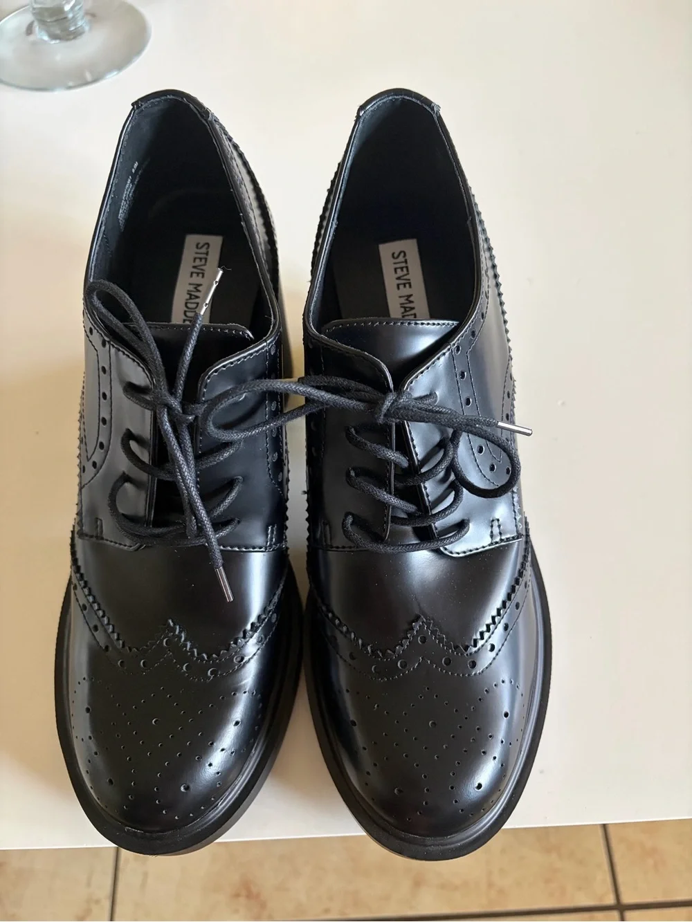 Steve Madden Black Lace-Up Brogue Block Heel Oxfords - Women